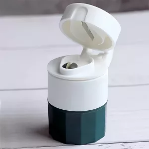 pill cutter, pill crusher, pill grinder, pill splitter, pill box, pill case, pill container