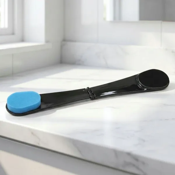 sunscreen applicator, back brush, lotion applicator, sunscreen back applicator, lotion back applicator, back applicator, self tanner brush